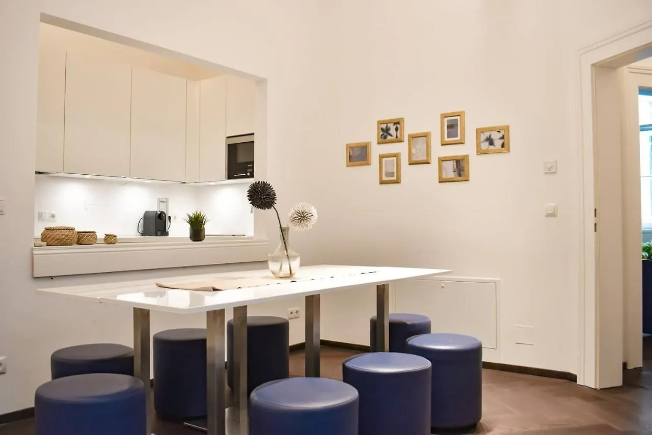 Viennese History Apartment 0*, Vienna Austria